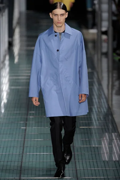 Look 21